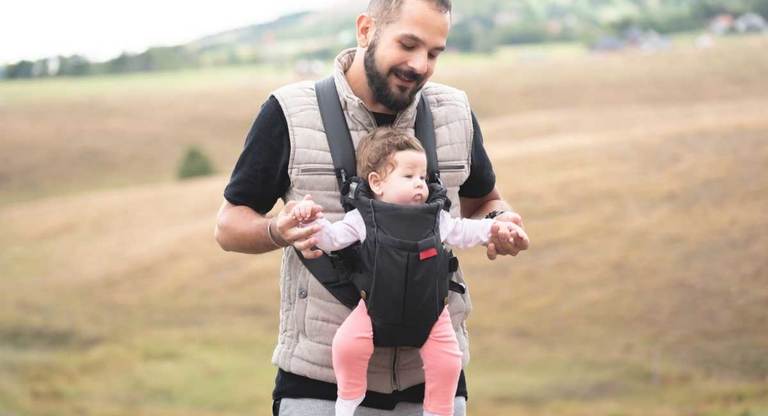 Top 5 Best Baby Carriers for Dad